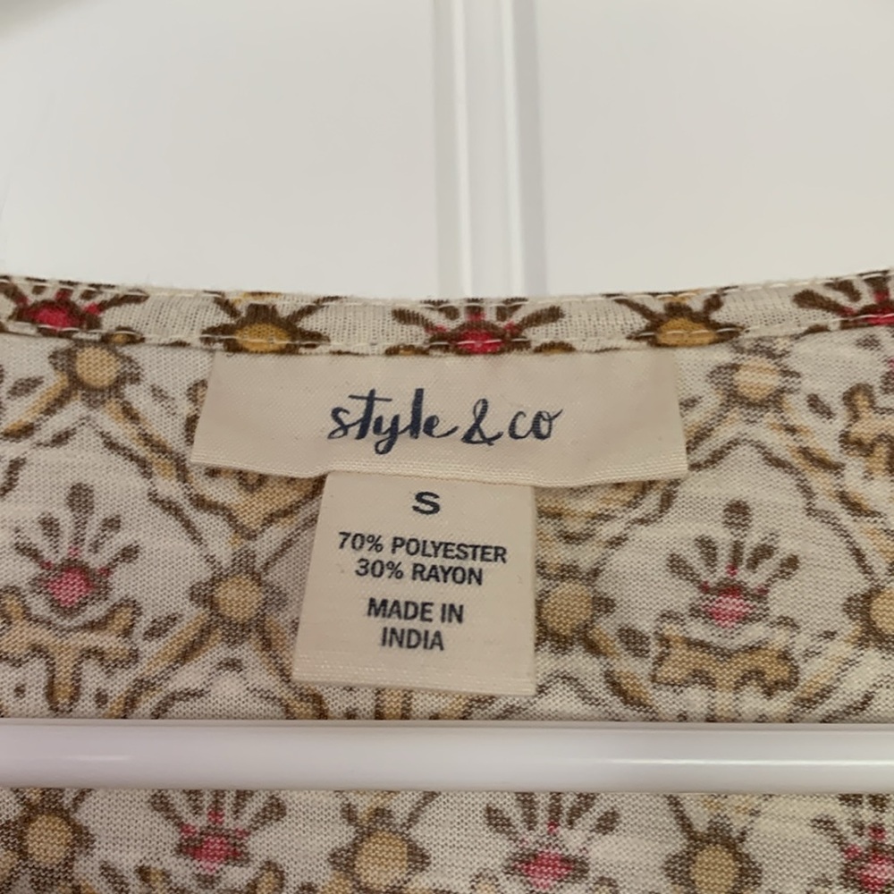Style & Co. Multicolor Patterned V-Neck Blouse - Picture 5 of 5